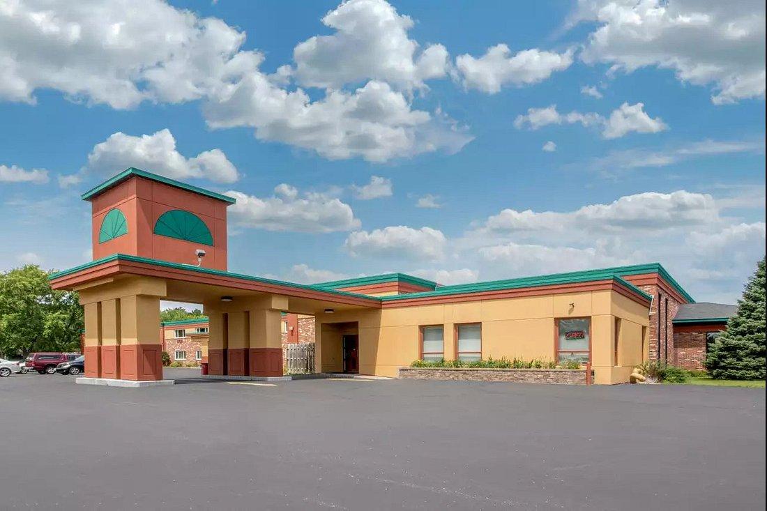 Econo Lodge Inn & Suites Висконсин Делс Экстерьер фото