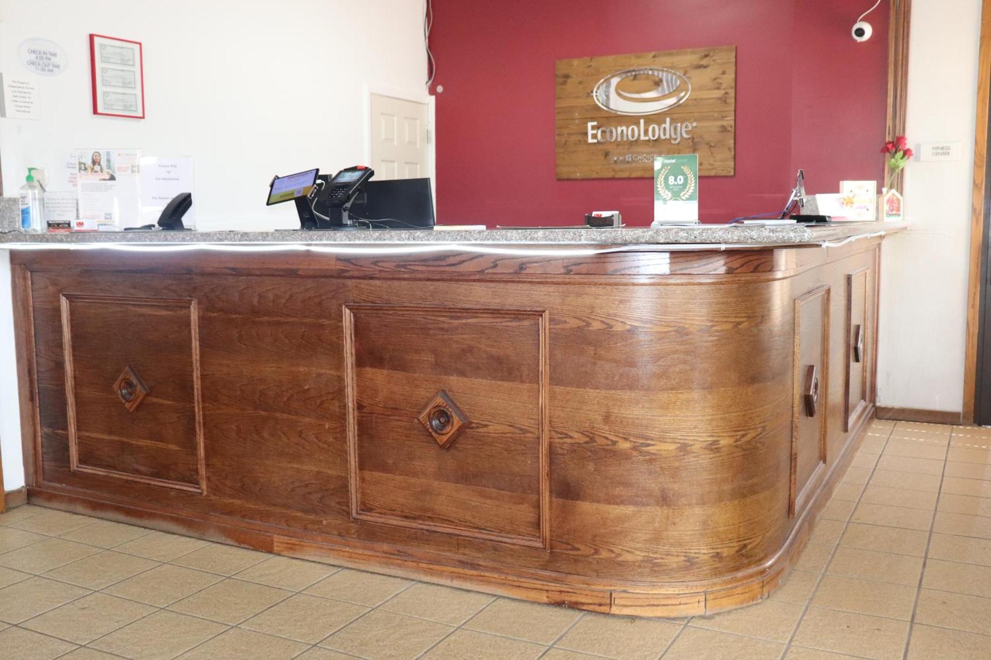 Econo Lodge Inn & Suites Висконсин Делс Экстерьер фото