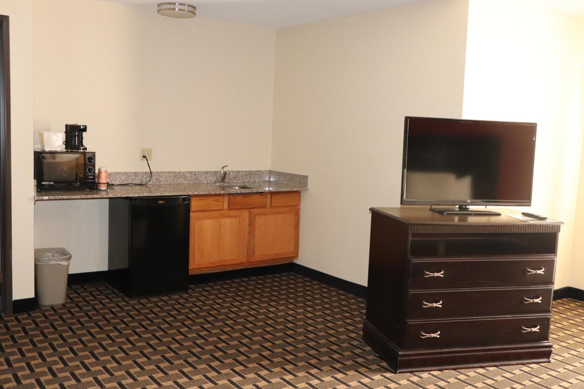 Econo Lodge Inn & Suites Висконсин Делс Экстерьер фото